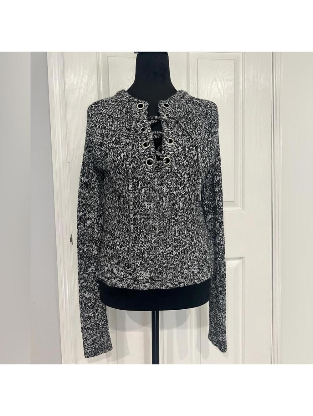 Womenโs Sweater | Ardene | Size Medium